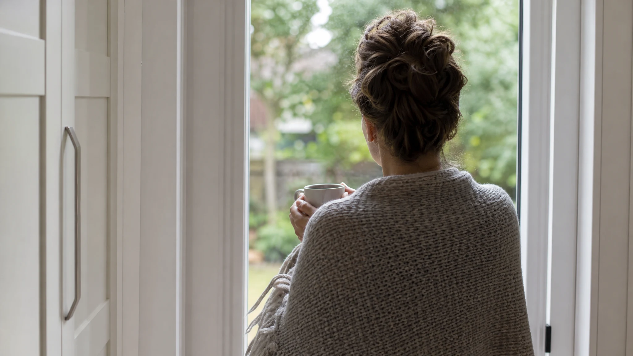 Essential Oils for Stress and Anxiety: What Trials Can Say